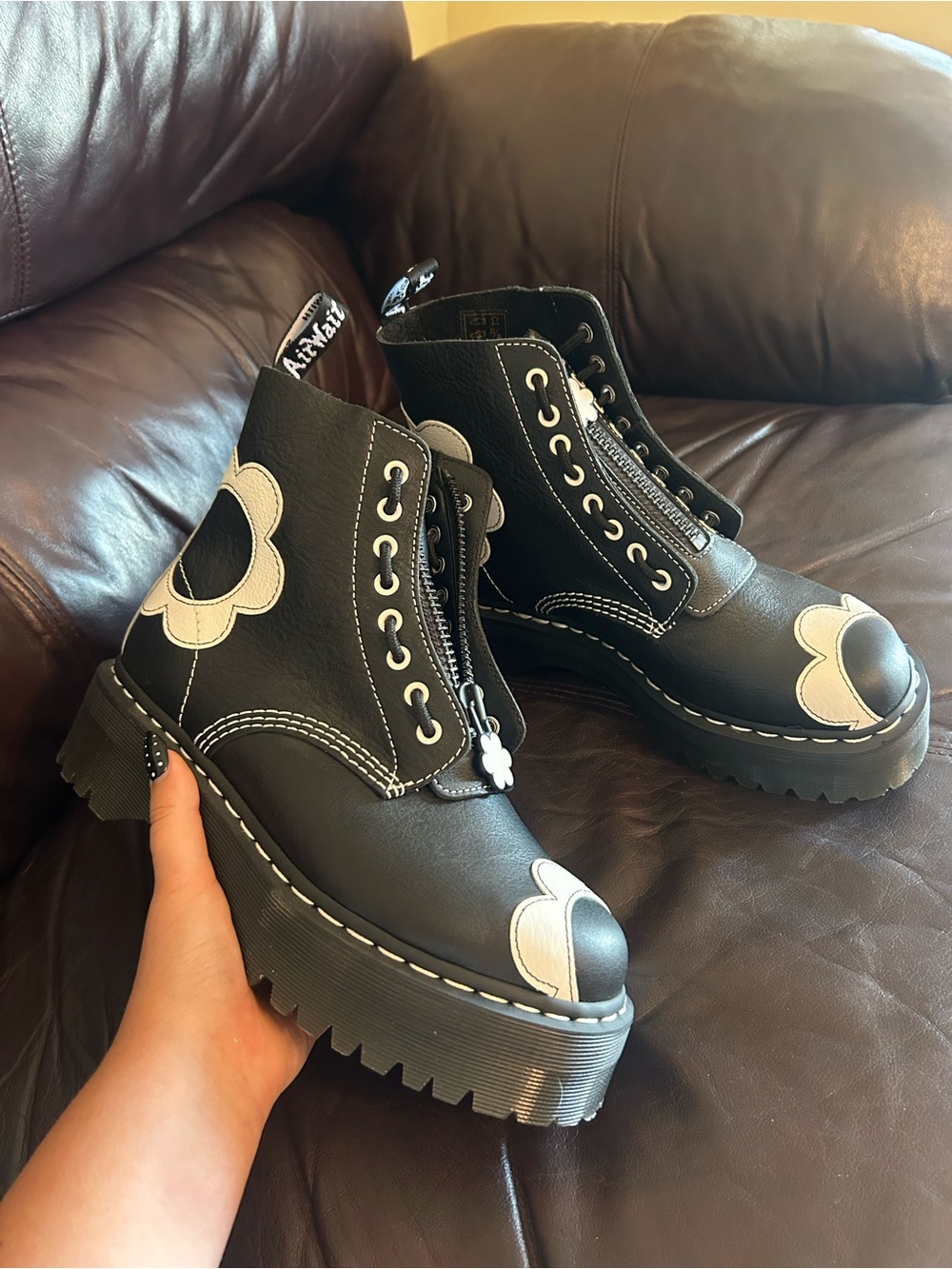Dr. Martens Sinclair Flowers
Pisa Leather Platform Boots